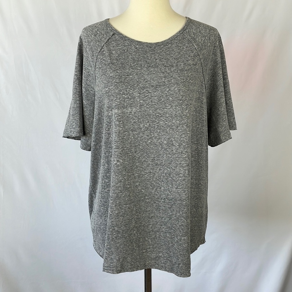 Lulus Gray Short Sleeve Tee with Raw Stitching and Ruched Sleeves - Size Small